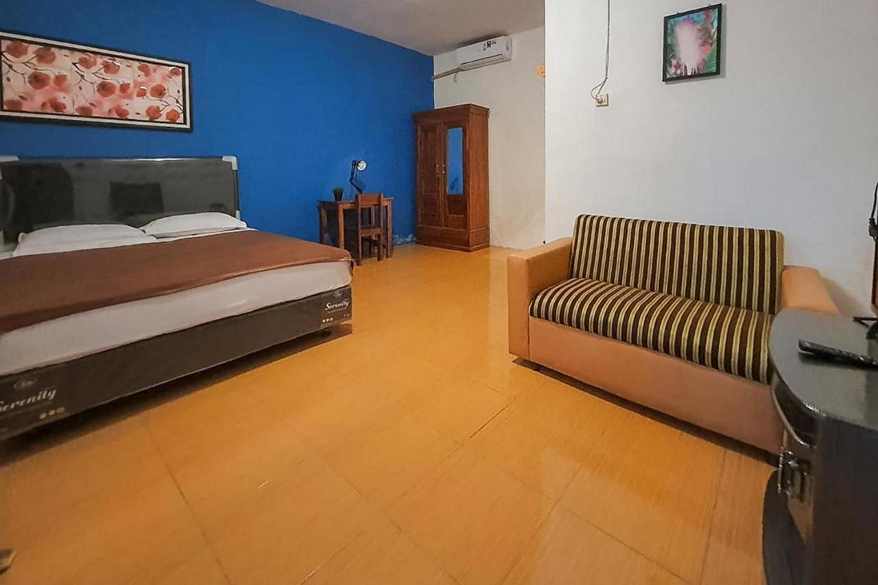Syafa Homestay Syariah Mitra Reddoorz Tuban  Exteriér fotografie